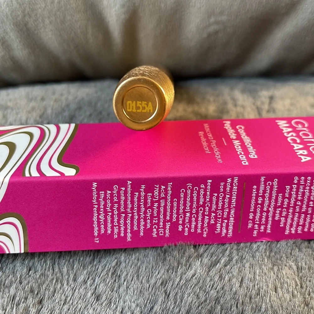 New Grande Mascara - Black Conditioning Peptide Black Mascara
